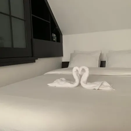 Neareverythingapartment شقة غيور